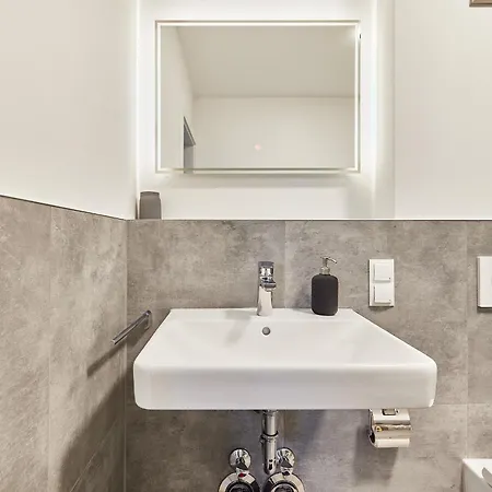 Apartment Moderne Stilvoll Eingerichtete Neubauwohnung