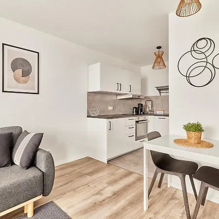 Moderne Stilvoll Eingerichtete Neubauwohnung * Mannheim