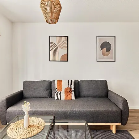 Moderne Stilvoll Eingerichtete Neubauwohnung Apartment